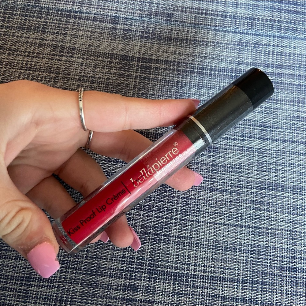 bellapierre “hothead” kiss proof lip creme